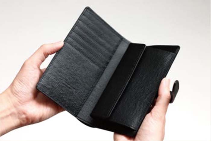 限定素材の財布　