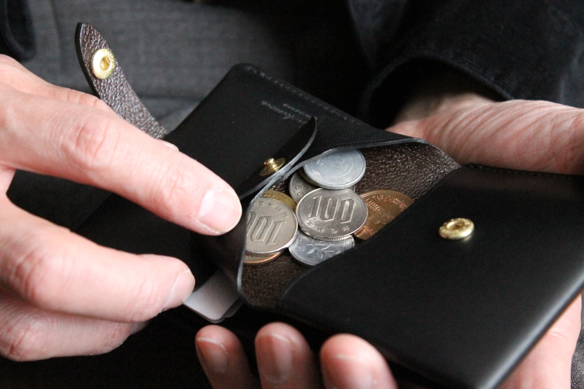 新作＞ミニ財布Enfoldーシンプルな二つ折りのミニ財布3種 | munekawa
