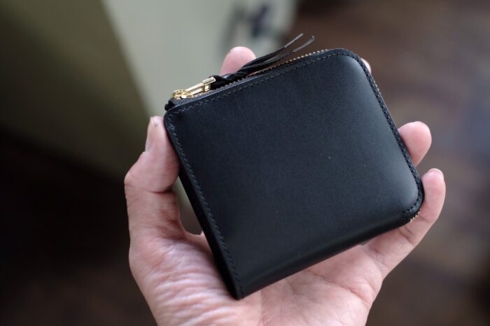 L字ファスナー財布Cramのブラック！</br>少しですが、完成しました！！