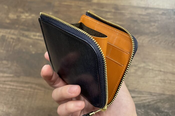 L字ファスナー財布の製作風景