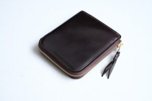 ホーウィン社シェルコードバンを使用したミニL字ファスナー財布