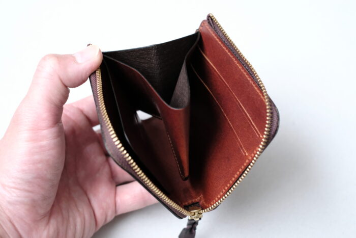 ホーウィン社シェルコードバンを使用したミニL字ファスナー財布