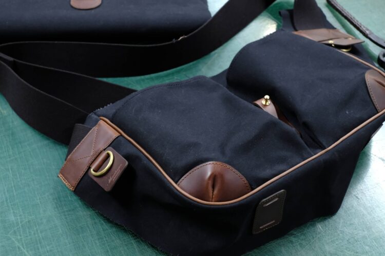 革製品Munekawa 新作ショルダーバッグ メイン素材の撥水帆布とマレンマ